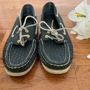 Weaved women sperrys